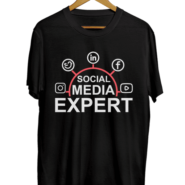 Social media expert black